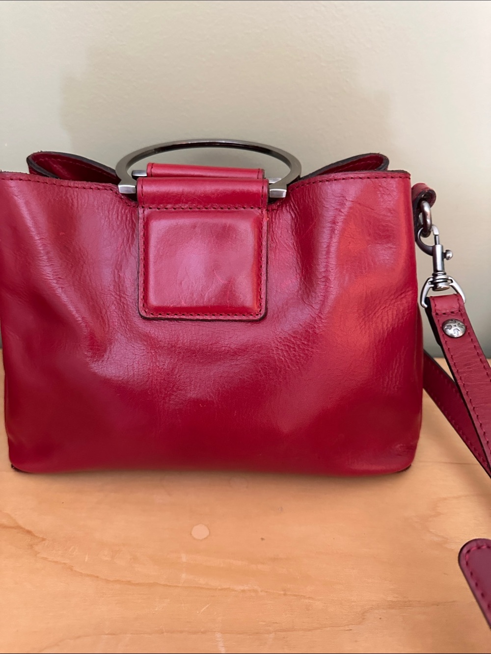 Patricia Nash Women's Red Leather Shoulder Bag - - Picture 3 of 11